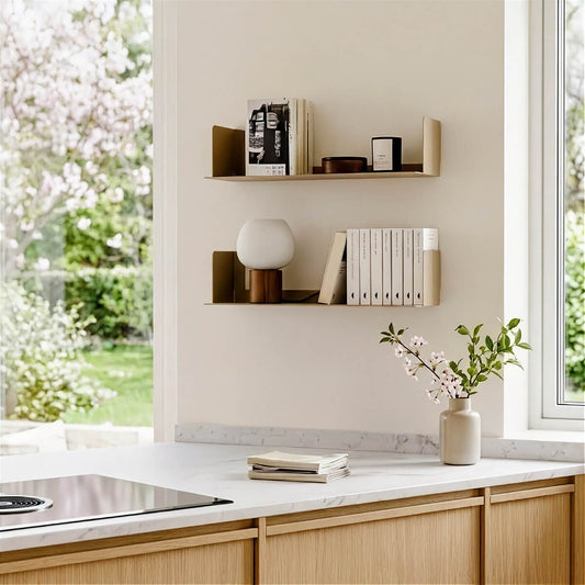 Estantería de pared metálica Firenze – repisa flotante para libros en la cocina - Kaimok Design