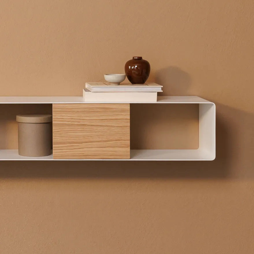 Mesa de pared RIVA en blanco montada en salón con decoración Japandi -  Kaimok Design