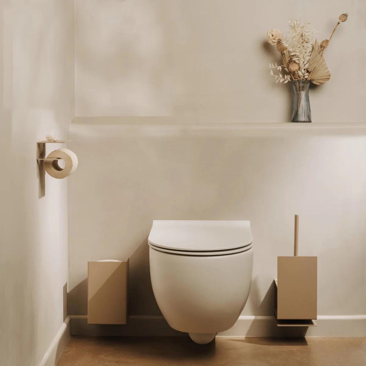 Escobillero Sorrento – accesorios baños modernos en acero inoxidable - Kaimok Design