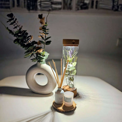 Lámpara de mesa recargable EOS, iluminación LED sostenible - Kaimok Design