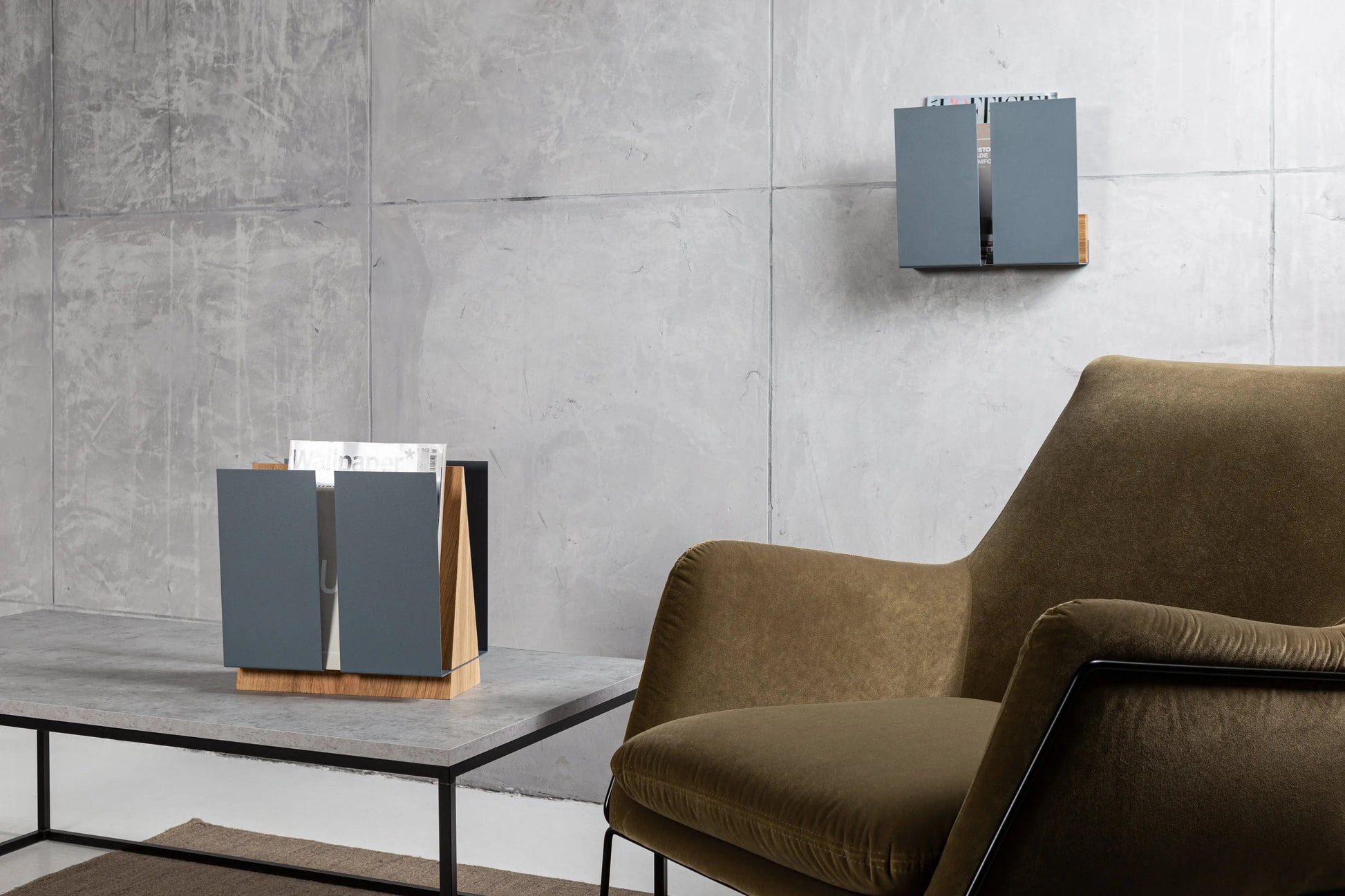 Revistero de pie con diseño atemporal KaimoK