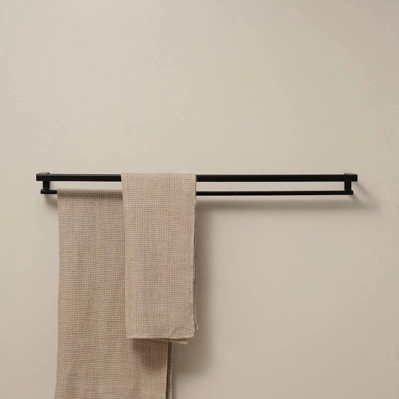 Toallero Tallinn – barra para toalla baño en acero inoxidable Kaimok Design